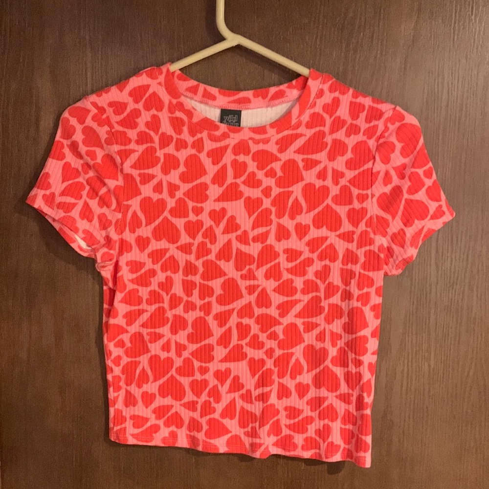 Pink Heart tee Wild Fable size M